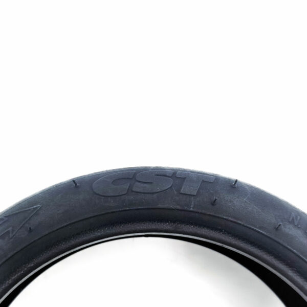 neumatico cst 8.5